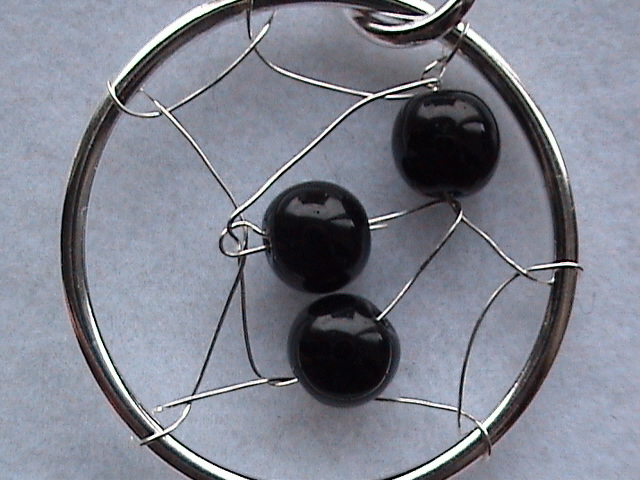 Onyx Eardrops - Detail